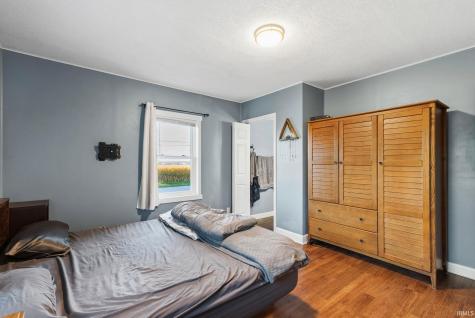 3159 W Crystal Lake Road Warsaw IN 46580
