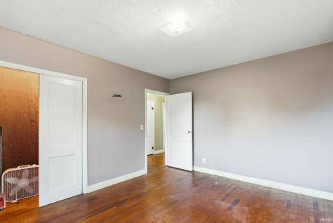 3159 W Crystal Lake Road Warsaw IN 46580