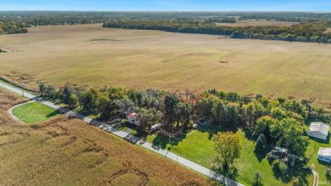 3159 W Crystal Lake Road Warsaw IN 46580