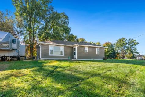 3159 W Crystal Lake Road Warsaw IN 46580