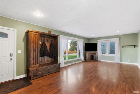 3159 W Crystal Lake Road Warsaw IN 46580