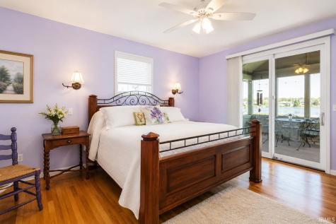 6641 Dockside Drive South Bend IN 46628