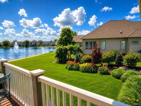 6641 Dockside Drive South Bend IN 46628