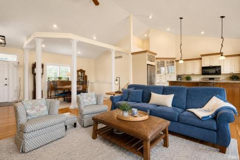 6641 Dockside Drive South Bend IN 46628