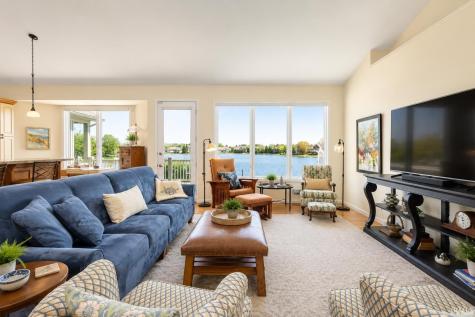 6641 Dockside Drive South Bend IN 46628