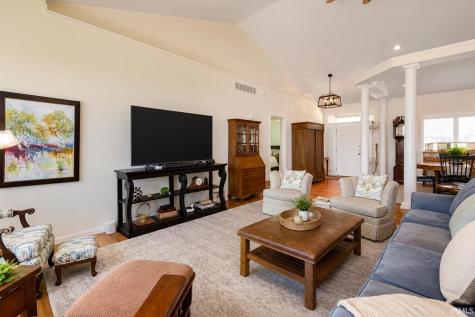 6641 Dockside Drive South Bend IN 46628