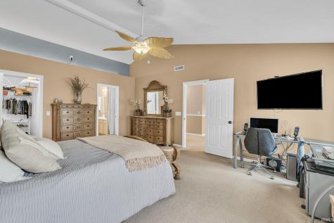 5044 Haywood Lane Plainfield IN 46168