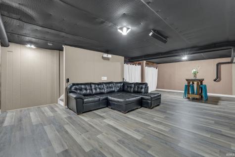 5044 Haywood Lane Plainfield IN 46168