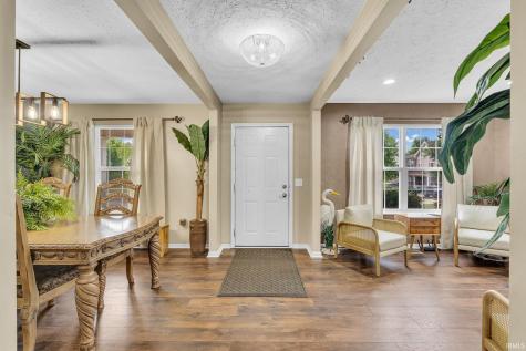 5044 Haywood Lane Plainfield IN 46168