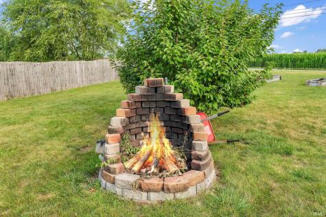 5044 Haywood Lane Plainfield IN 46168