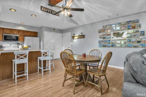 1410 Sandalwood Court Evansville IN 47720