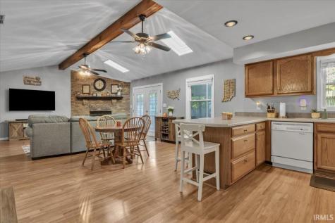 1410 Sandalwood Court Evansville IN 47720