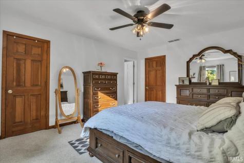 1410 Sandalwood Court Evansville IN 47720