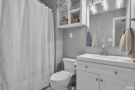 1410 Sandalwood Court Evansville IN 47720