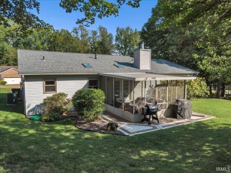 1410 Sandalwood Court Evansville IN 47720