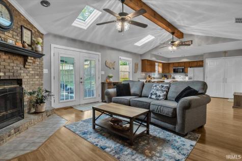 1410 Sandalwood Court Evansville IN 47720