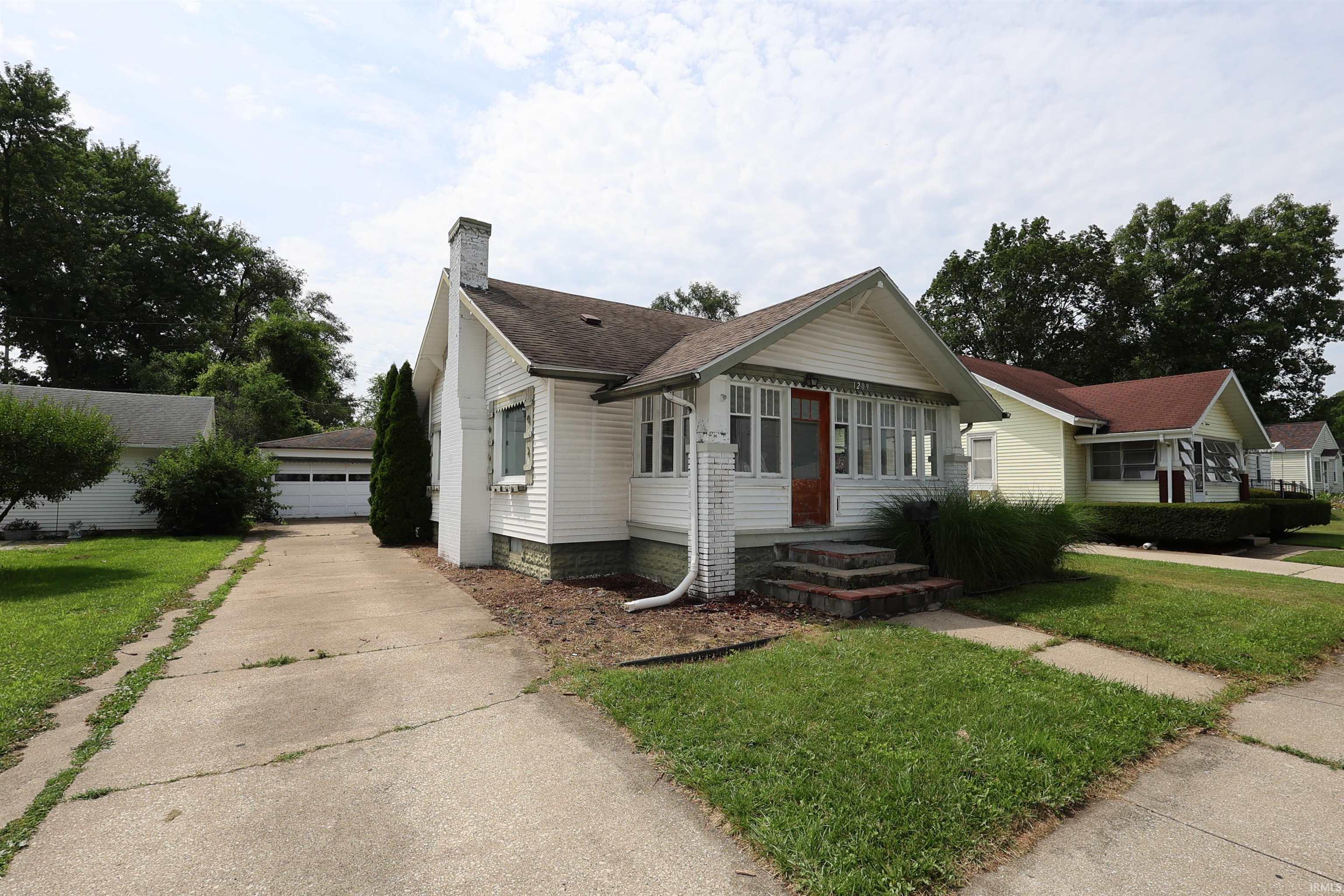 1209 Magnolia Avenue Elkhart IN 46514