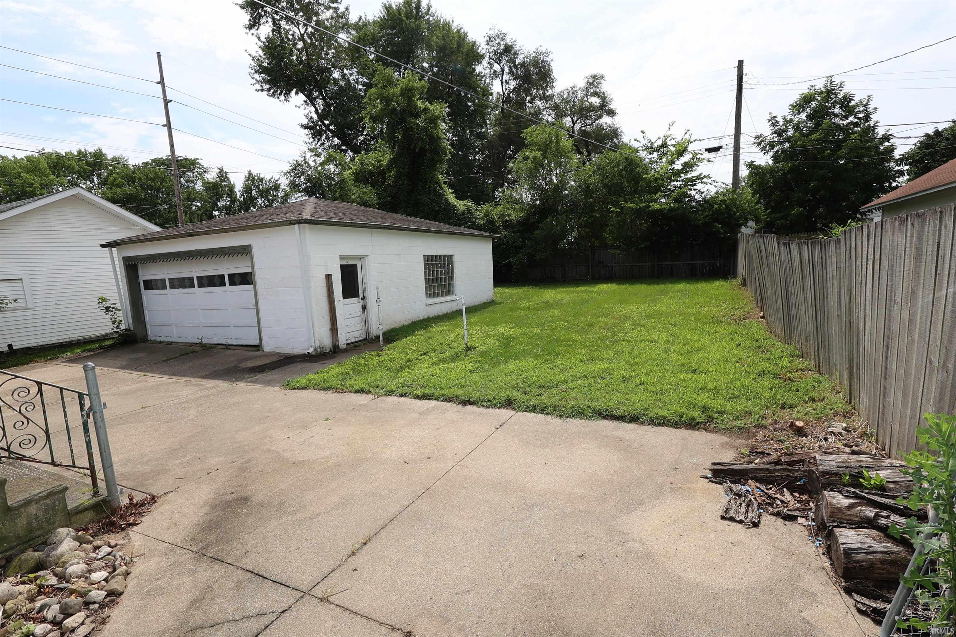 1209 Magnolia Avenue Elkhart IN 46514