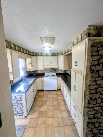 1209 Magnolia Avenue Elkhart IN 46514