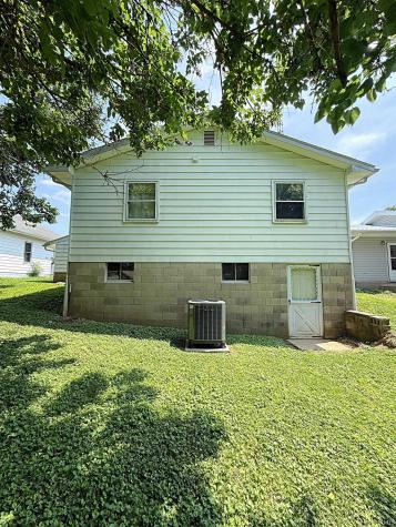 1412 E Poplar Street Petersburg IN 47567
