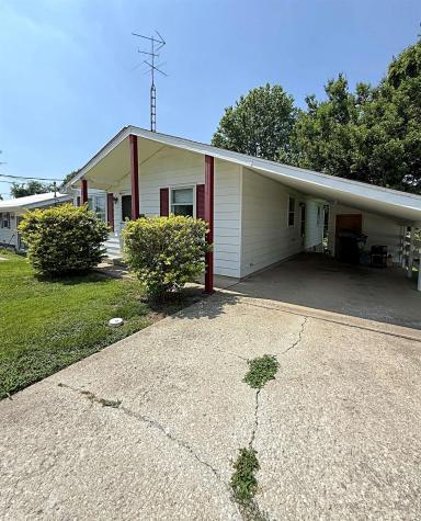 1412 E Poplar Street Petersburg IN 47567