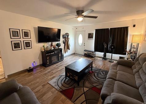 1412 E Poplar Street Petersburg IN 47567