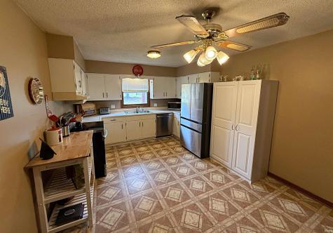 1412 E Poplar Street Petersburg IN 47567