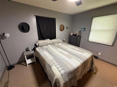 1412 E Poplar Street Petersburg IN 47567