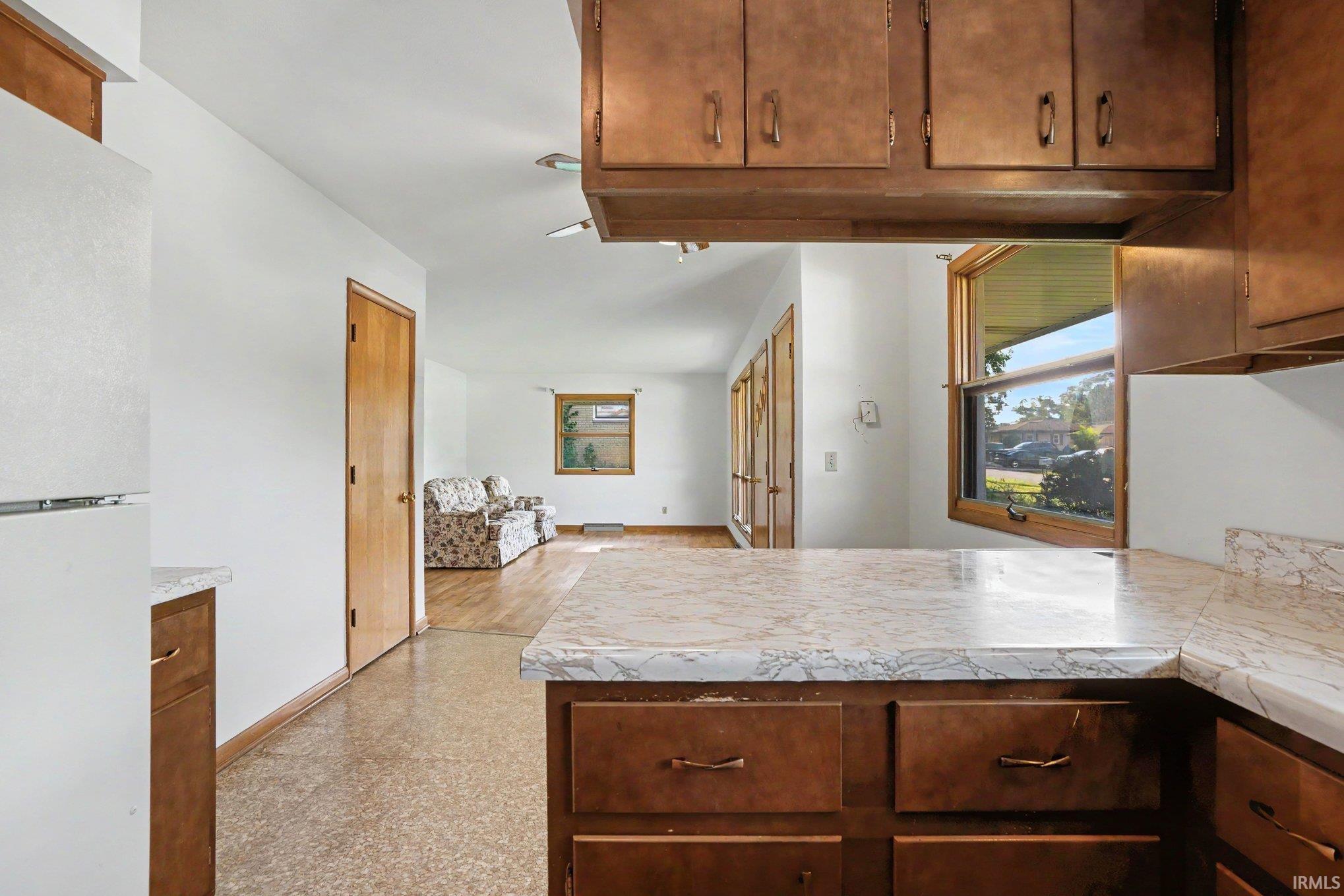 24043 Sunnyside Avenue Elkhart IN 46516