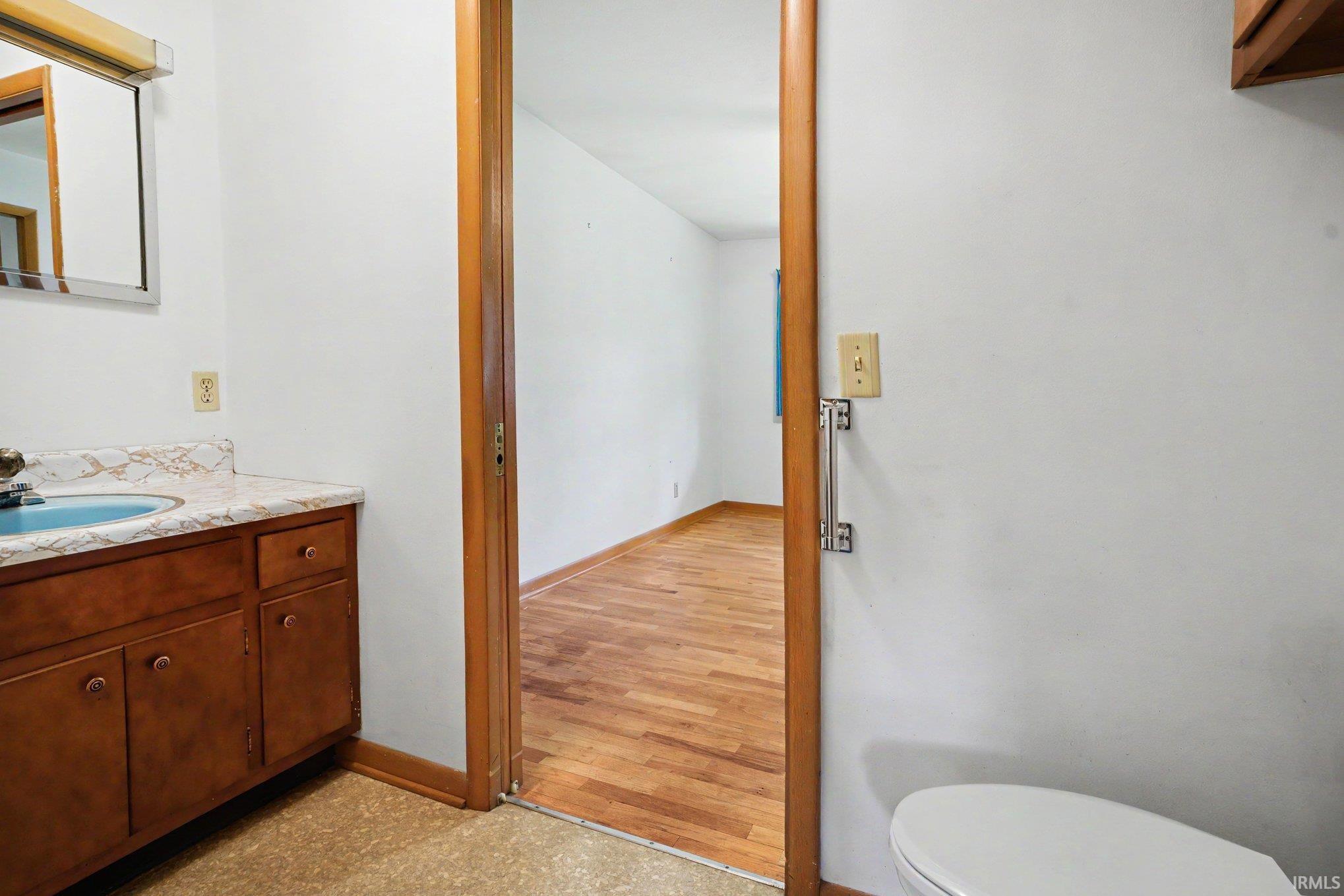 24043 Sunnyside Avenue Elkhart IN 46516