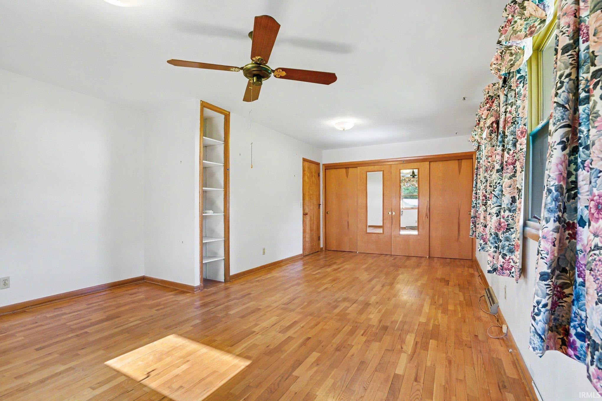 24043 Sunnyside Avenue Elkhart IN 46516