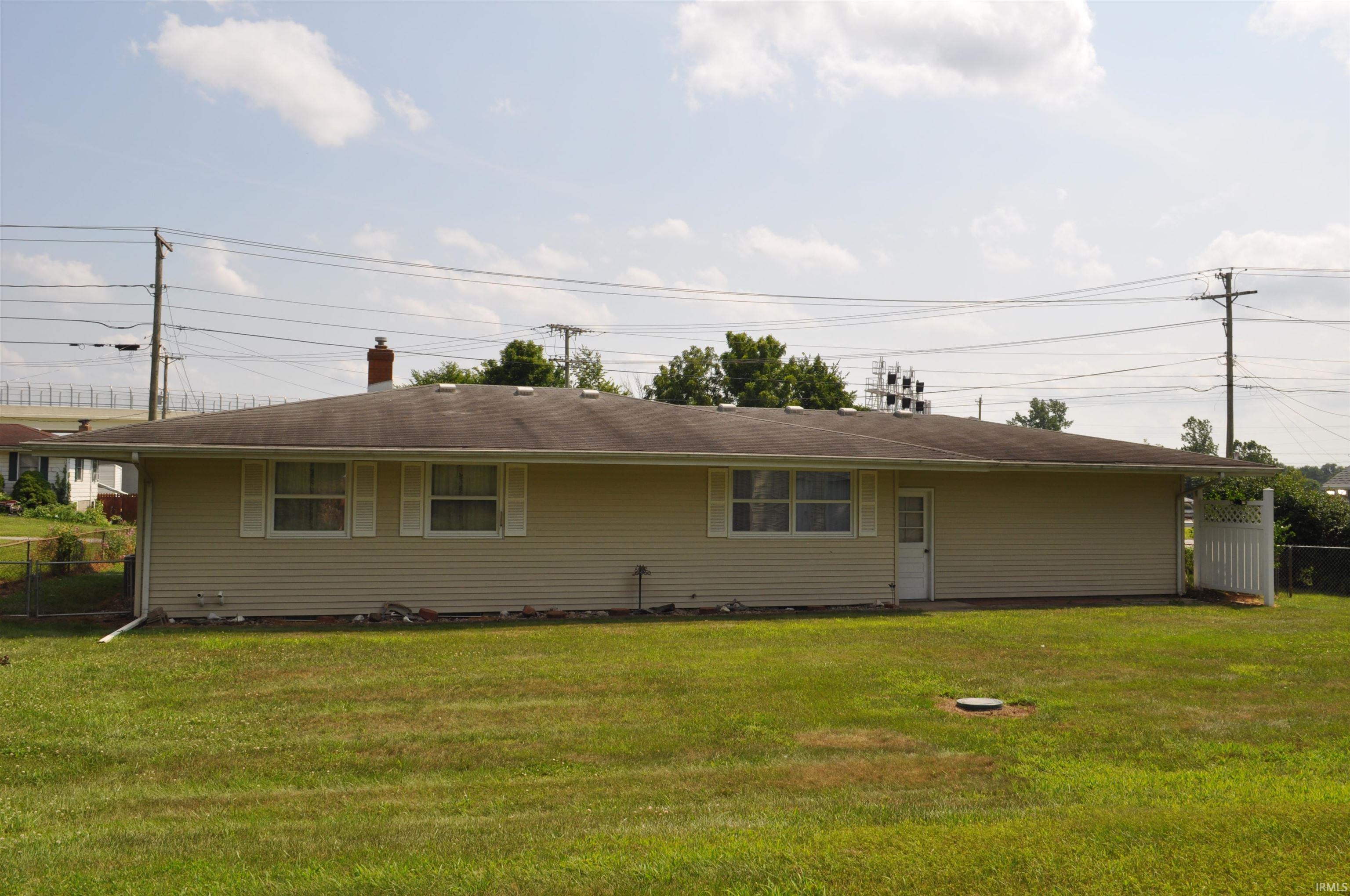 24043 Sunnyside Avenue Elkhart IN 46516