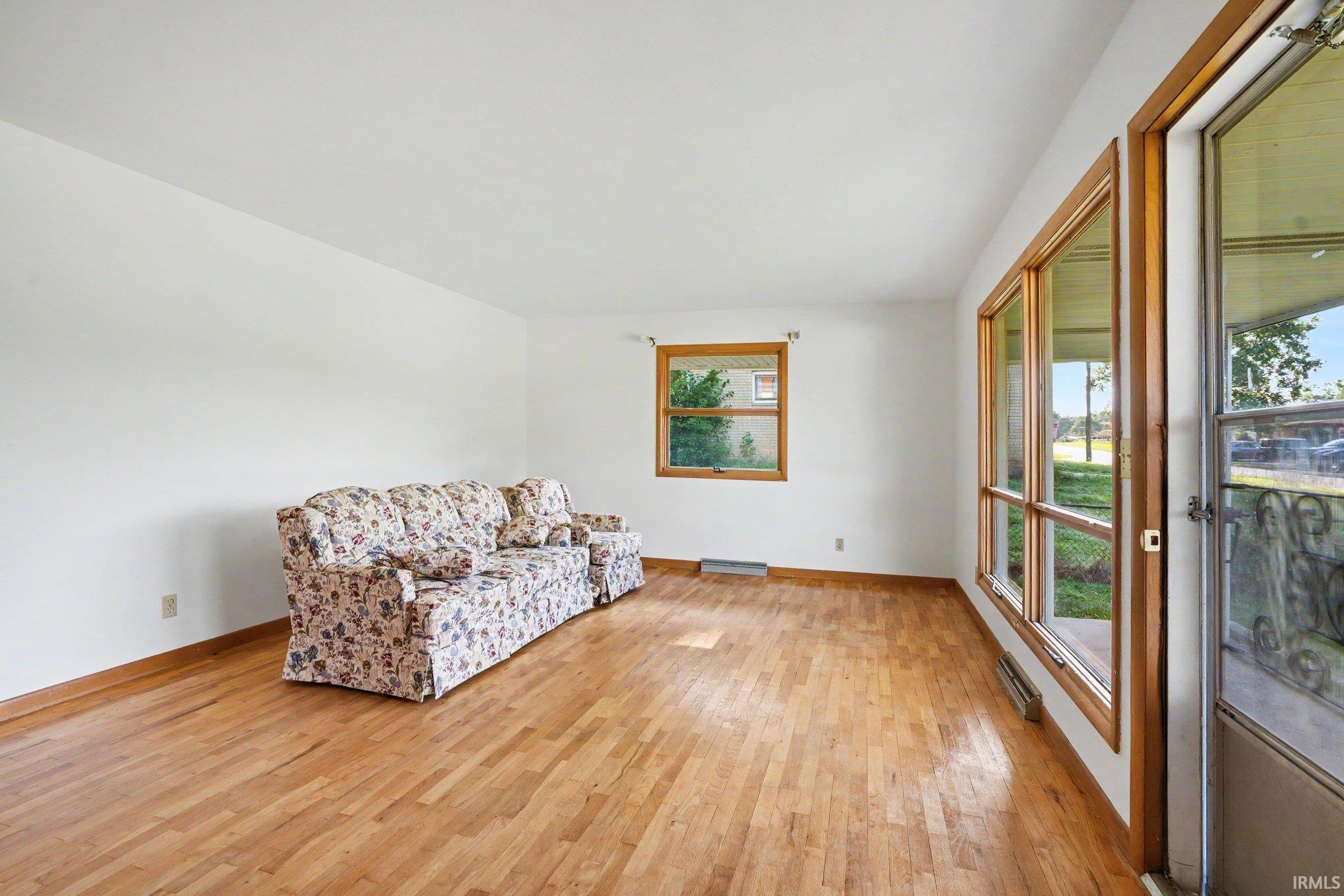 24043 Sunnyside Avenue Elkhart IN 46516