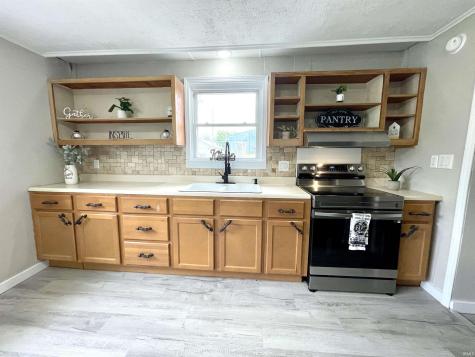 318 W 10th Street Bicknell IN 47512