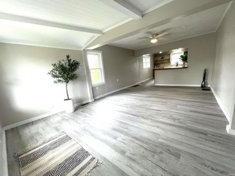 318 W 10th Street Bicknell IN 47512