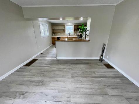 318 W 10th Street Bicknell IN 47512