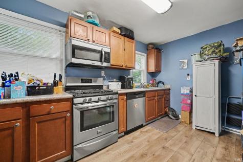 1111 Blyler Place South Bend IN 46616