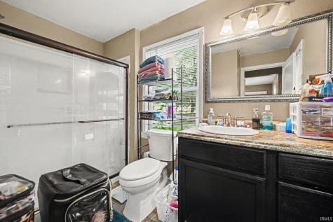 1111 Blyler Place South Bend IN 46616