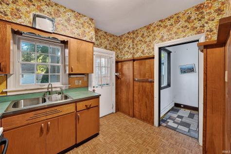 216 N Sunnyside Avenue South Bend IN 46617