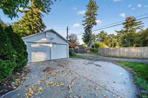 216 N Sunnyside Avenue South Bend IN 46617