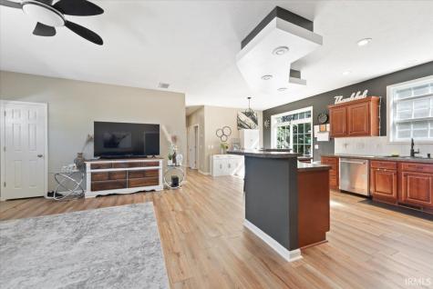 7021 W Alfred Lane Ellettsville IN 47429