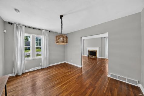 723 W Angela Boulevard South Bend IN 46617
