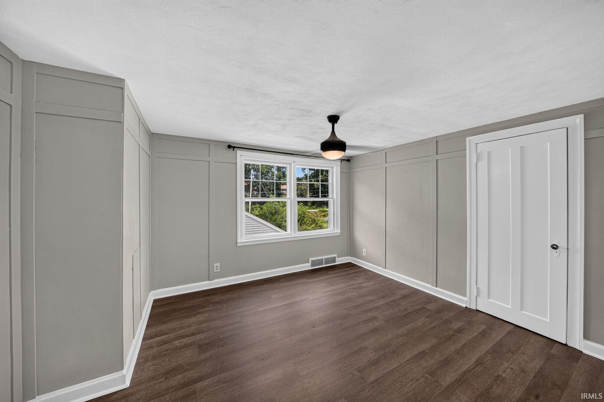 723 W Angela Boulevard South Bend IN 46617