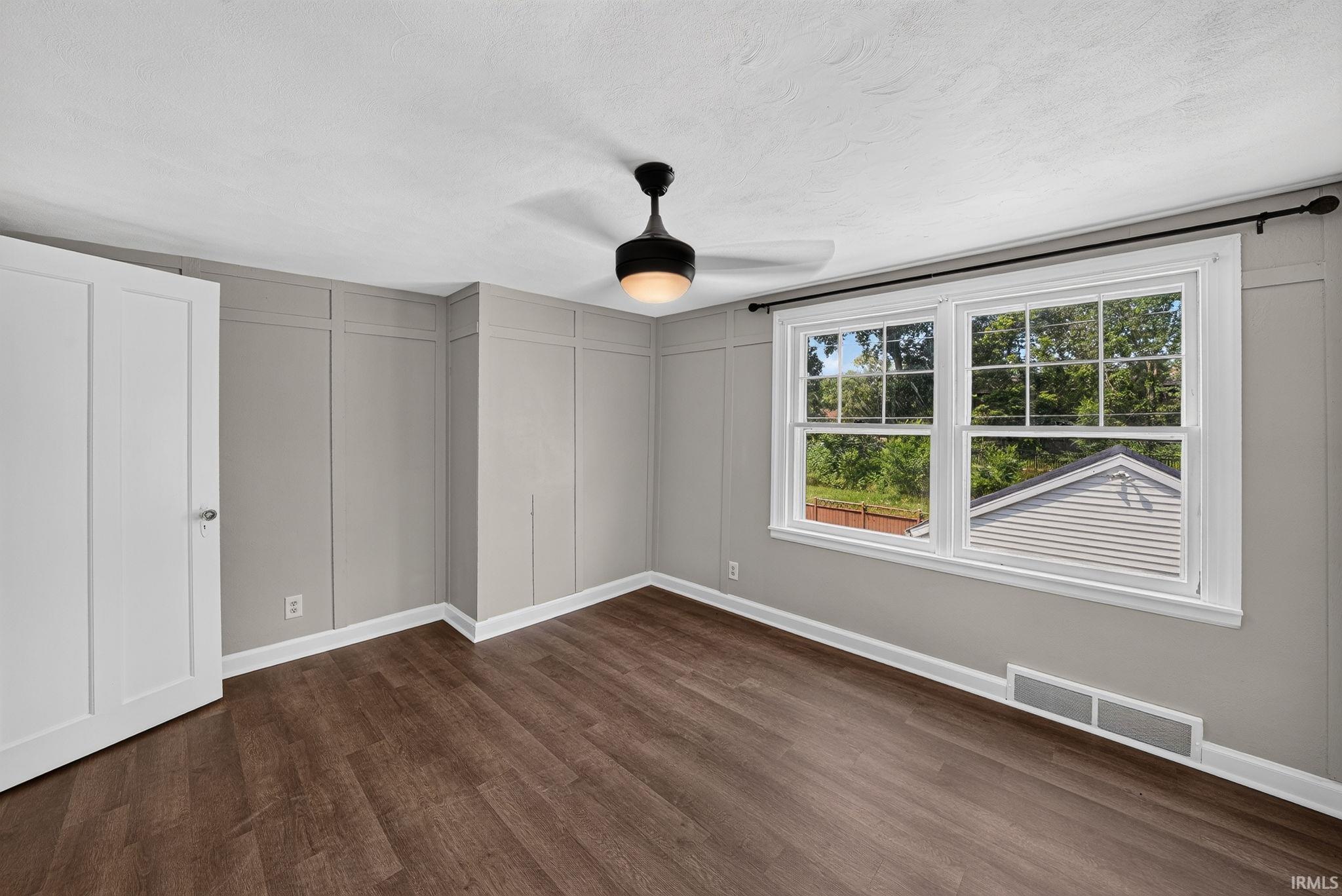 723 W Angela Boulevard South Bend IN 46617