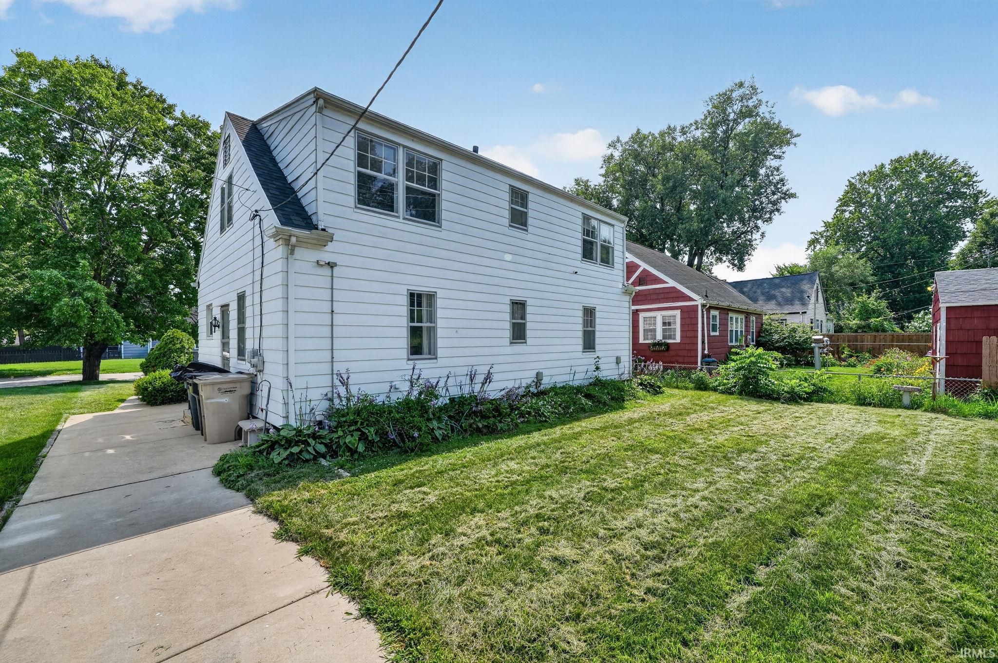 723 W Angela Boulevard South Bend IN 46617