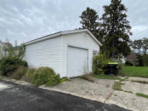 558 Iva Street Huntington IN 46750