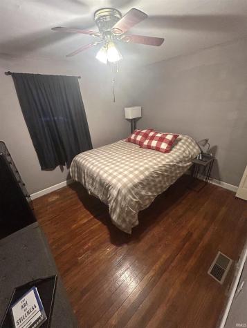 1904 E Delaware Street Evansville IN 47711