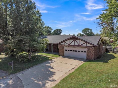8215 Kingswood Court Evansville IN 47715
