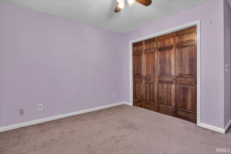 8215 Kingswood Court Evansville IN 47715
