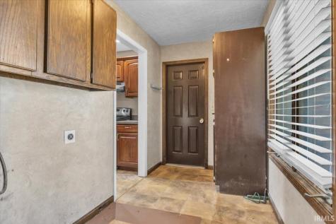 8215 Kingswood Court Evansville IN 47715